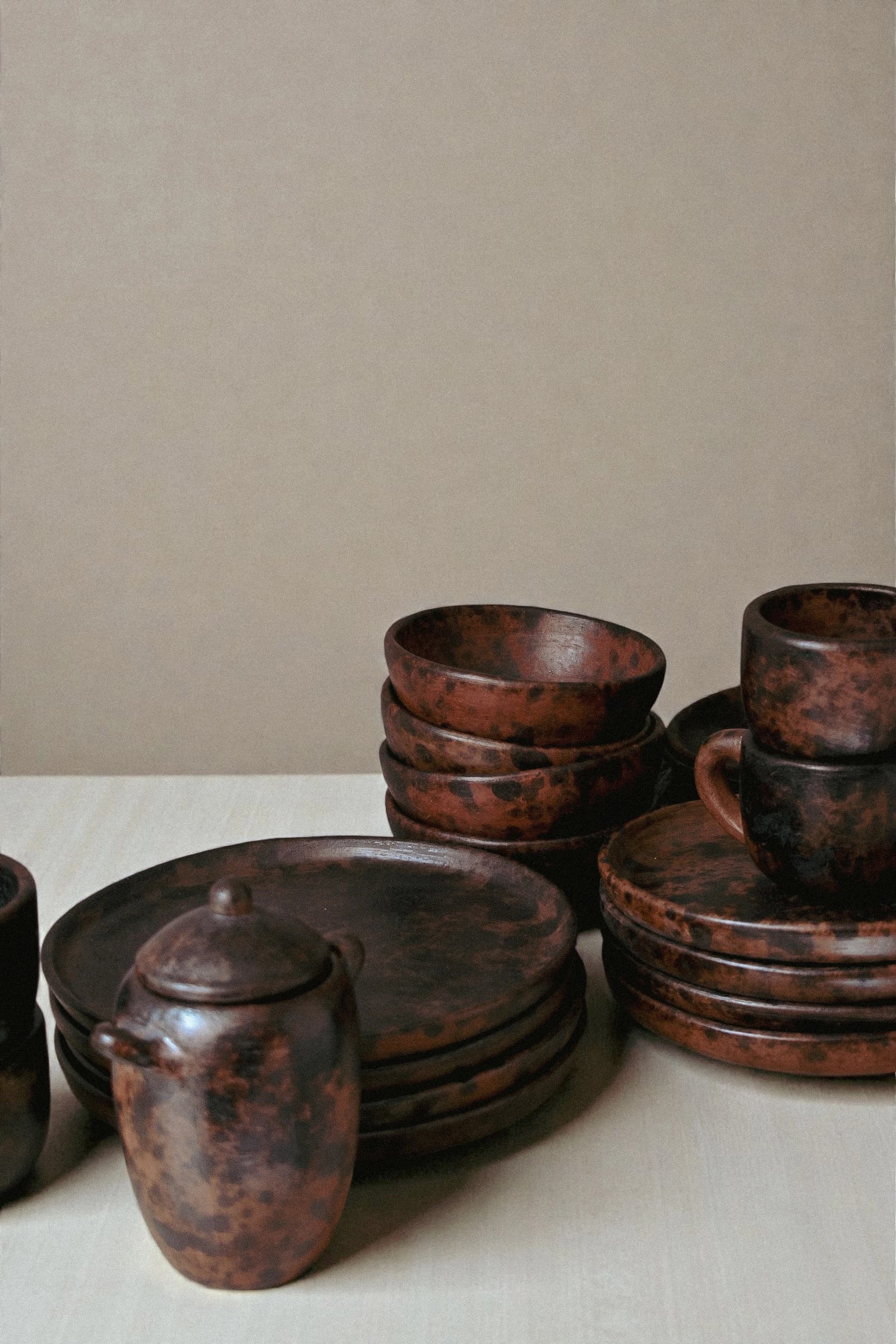 Platos de cerámica artesanal